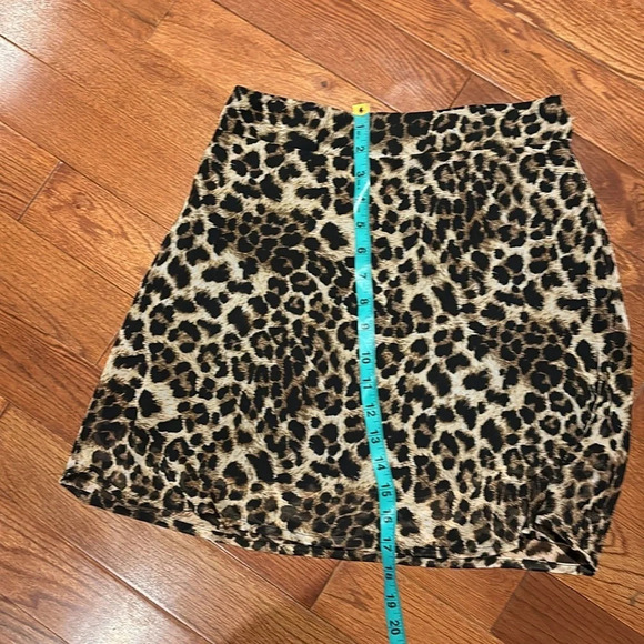 Chelsea Leopard print  skirt - Picture 8 of 13